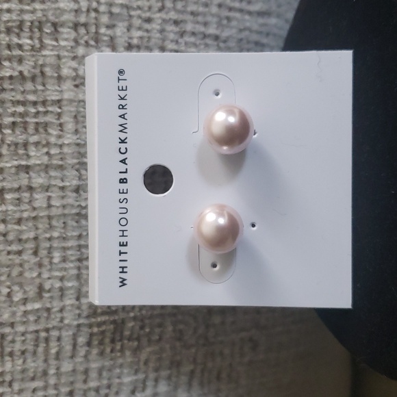 WHBM Necklace Silver Plated & Pink Pearl's + Matching earrings - Picture 4 of 14